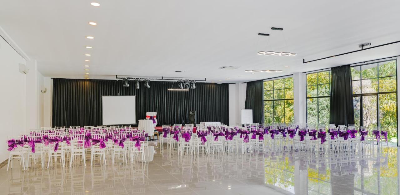 Uptown Bueyuek Anadolu Girne Hotel 外观 照片