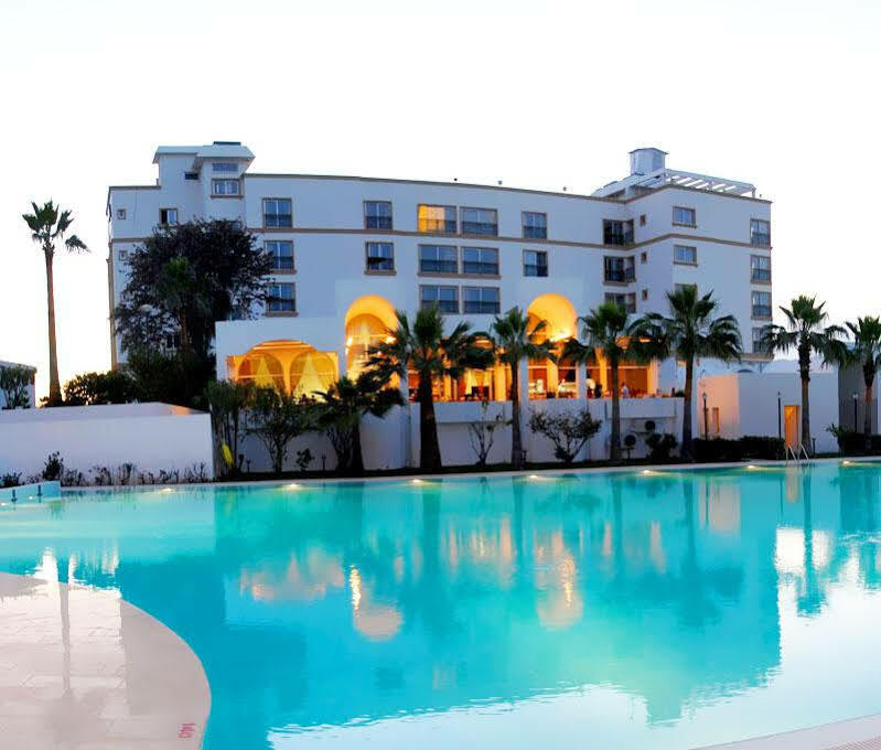 Uptown Bueyuek Anadolu Girne Hotel 外观 照片