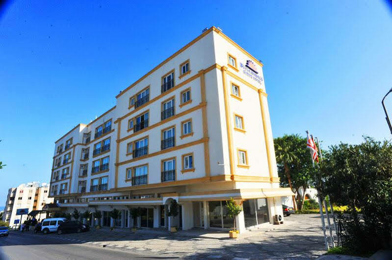 Uptown Bueyuek Anadolu Girne Hotel 外观 照片