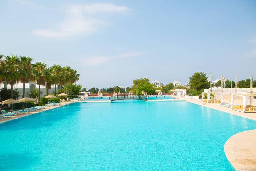 Uptown Bueyuek Anadolu Girne Hotel 外观 照片