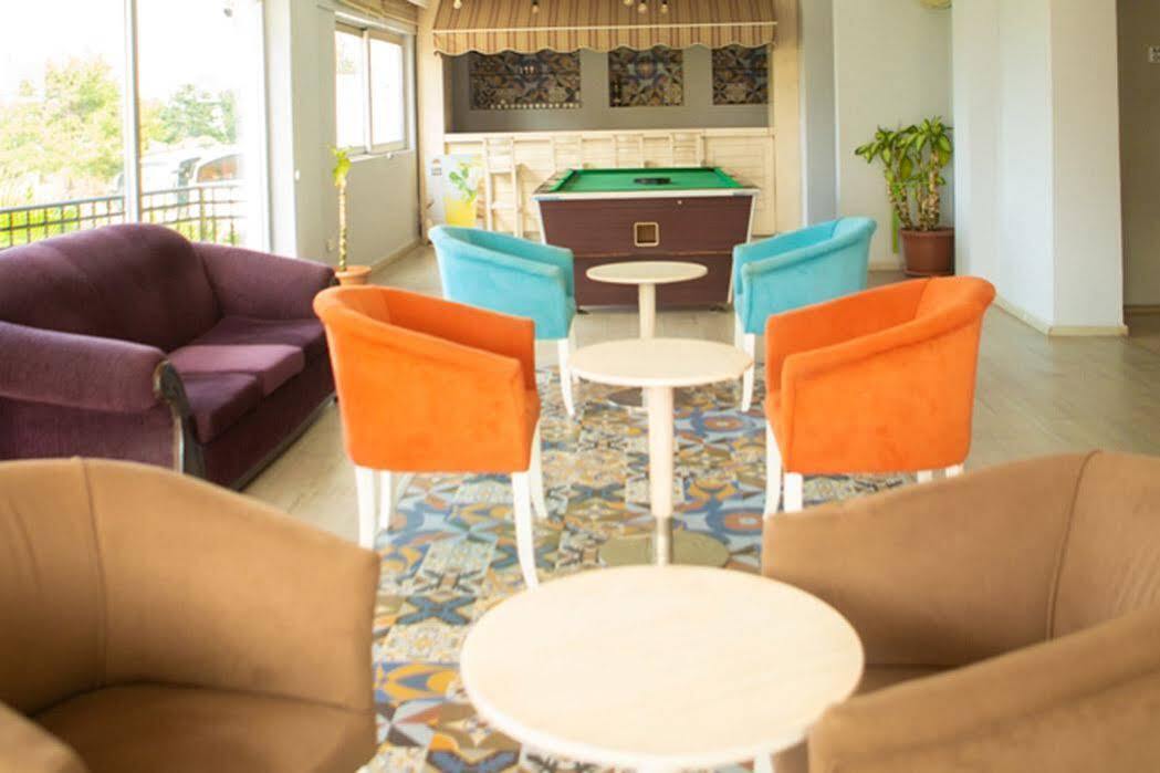 Uptown Bueyuek Anadolu Girne Hotel 外观 照片